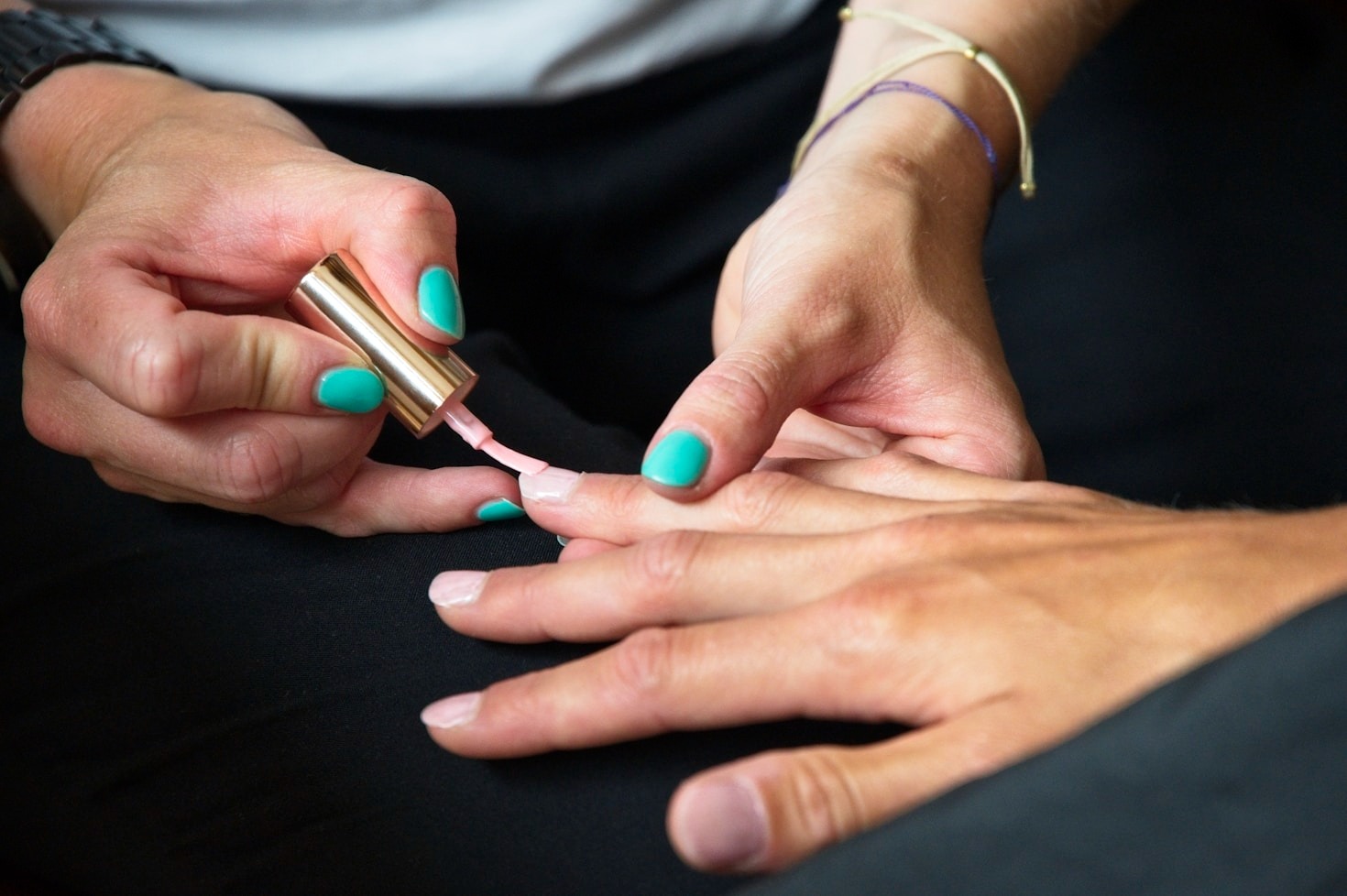 The Art of Handcrafted Luxury Nails